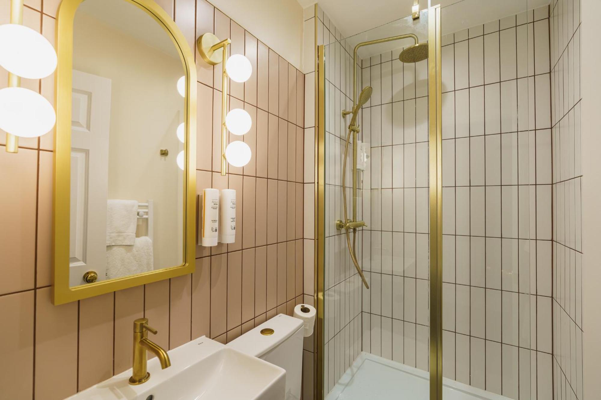 Hotel Grange Hotel 4*